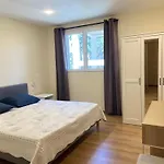 Grand Tamaris Hosting